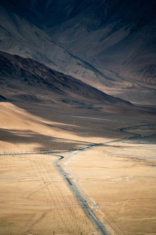 西部世界—帕米尔高原-慕士塔格峰,卡拉库里湖,天山,新疆
