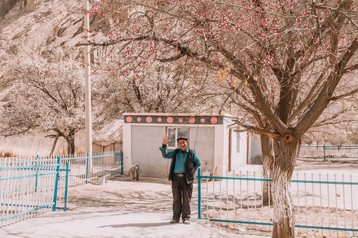 西部世界—帕米尔高原-慕士塔格峰,卡拉库里湖,天山,新疆