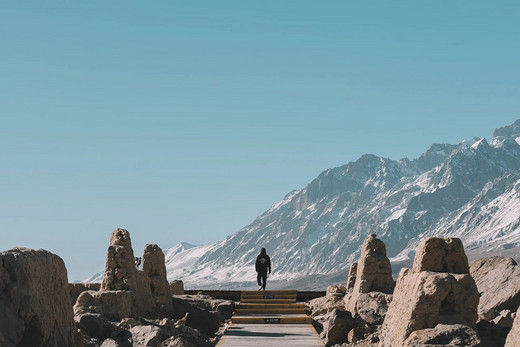 西部世界—帕米尔高原-慕士塔格峰,卡拉库里湖,天山,新疆