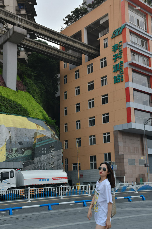 是山城也是不夜城的重庆，你好！-朝天门,洪崖洞,解放碑