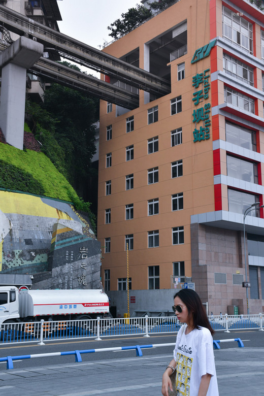 是山城也是不夜城的重庆，你好！-朝天门,洪崖洞,解放碑