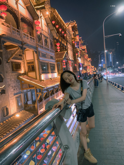 是山城也是不夜城的重庆，你好！-朝天门,洪崖洞,解放碑